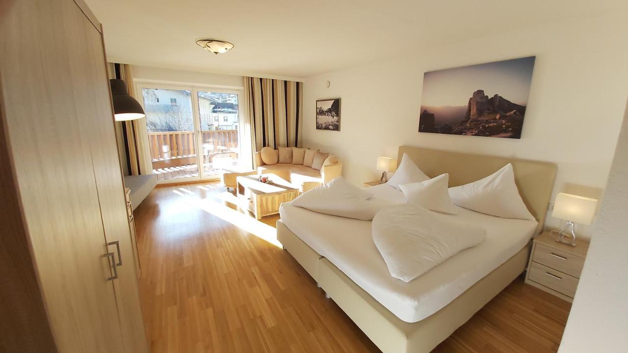 Adler Hotel-Pension Fulpmes Ngoại thất bức ảnh