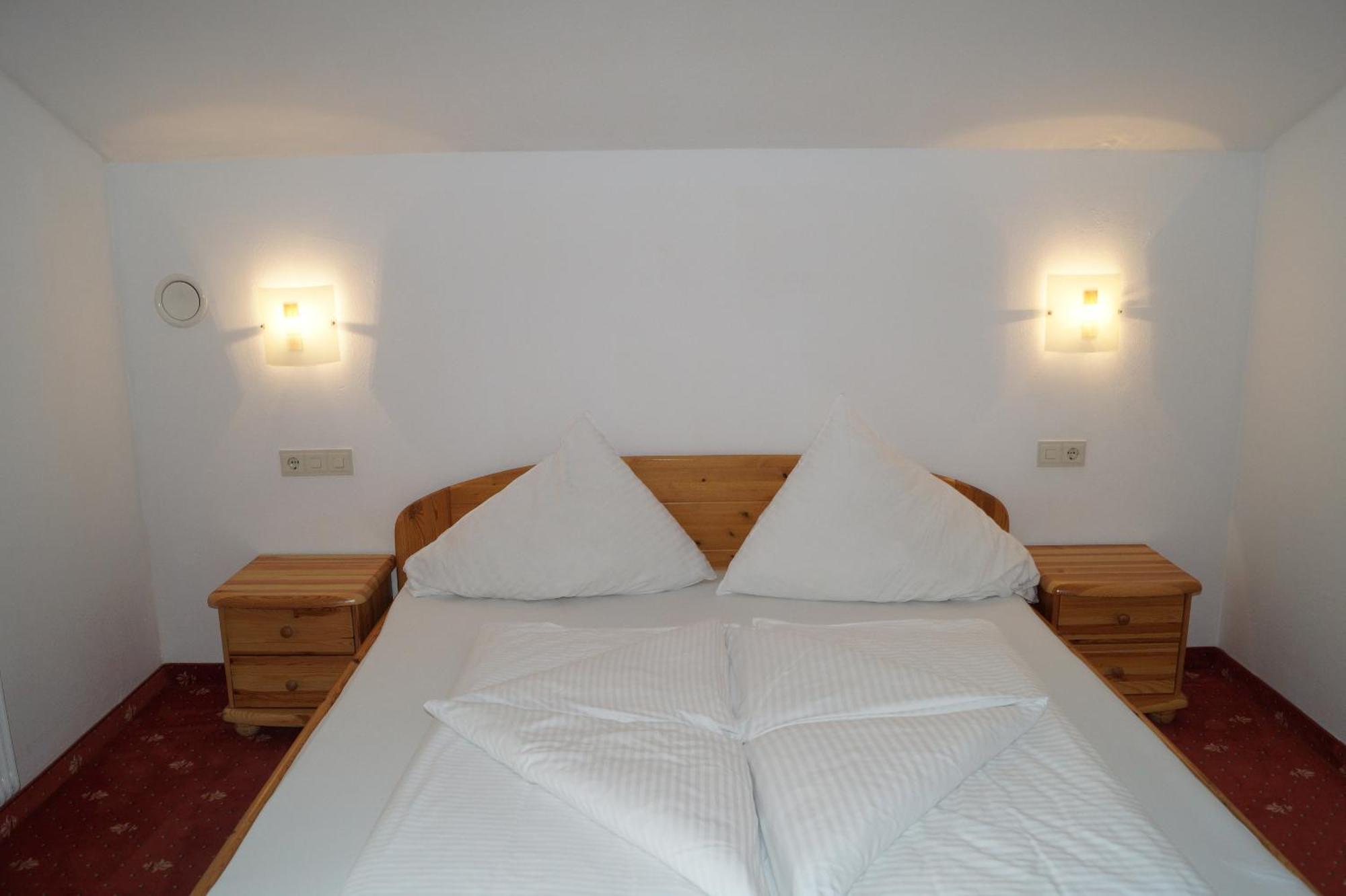 Adler Hotel-Pension Fulpmes Phòng bức ảnh